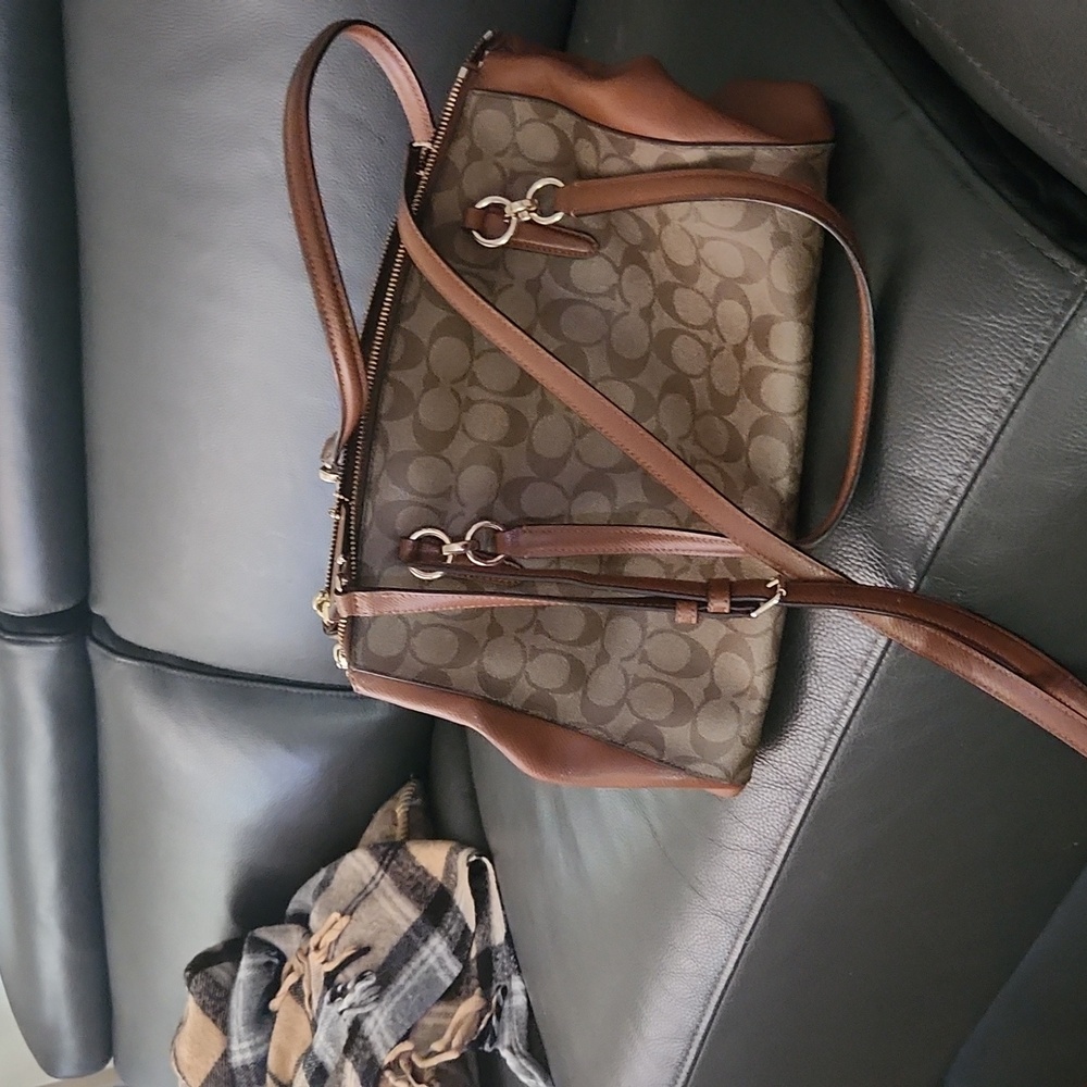 Coach handbag